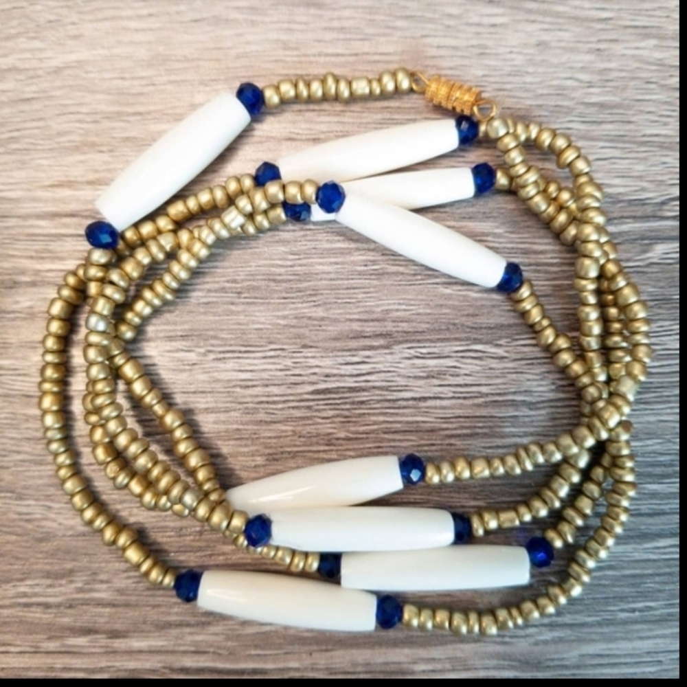Waist beads